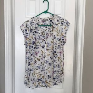 Daniel Rainn multi colored shirt sleeve top